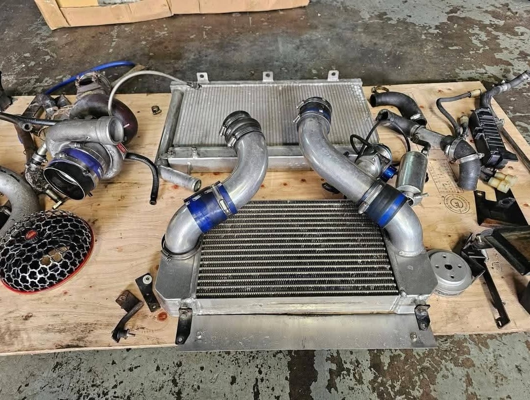 Knightsport V-Mount Intercooler Kit + GCG T04S Turbo Kit + Greddy BOV – RX-7 FD3S Performance Upgrade - Image 8